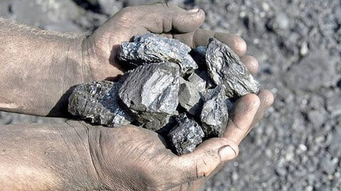 چگونه فلز آهن را از سنگ معدن جدا می کنند؟