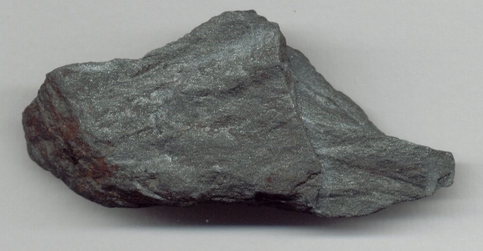 استخراج فلز آهن از سنگ معدن