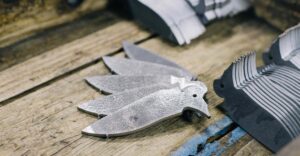 انواع فلزات برای ساخت چاقو