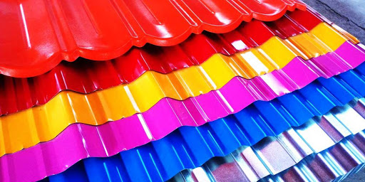 ورق سینوسی رنگی چیست و کاربرد آن در صنعت ساختمان سازی